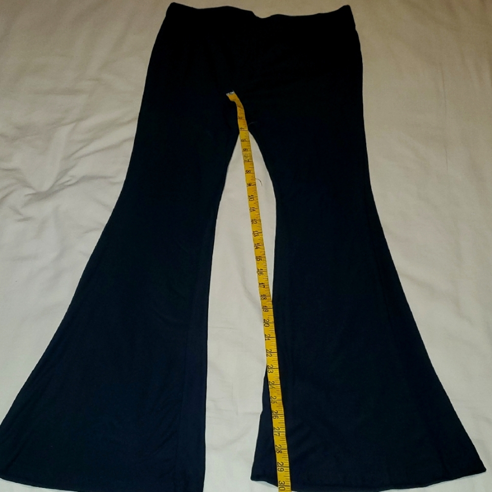 No Boundaries LowRise Flare Leggings